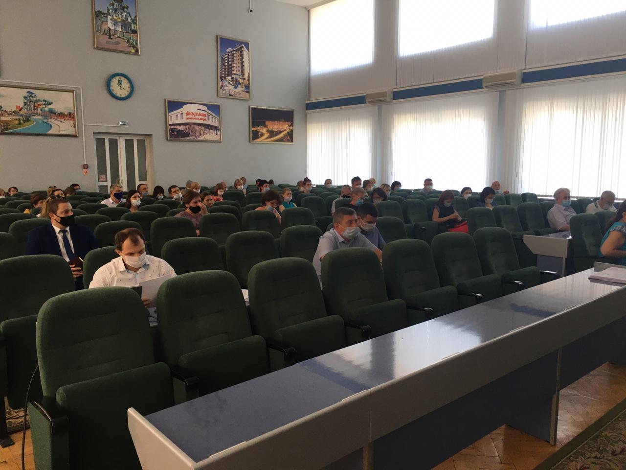 В Батайске состоялись слушания об исполнении бюджета города за 2019 год