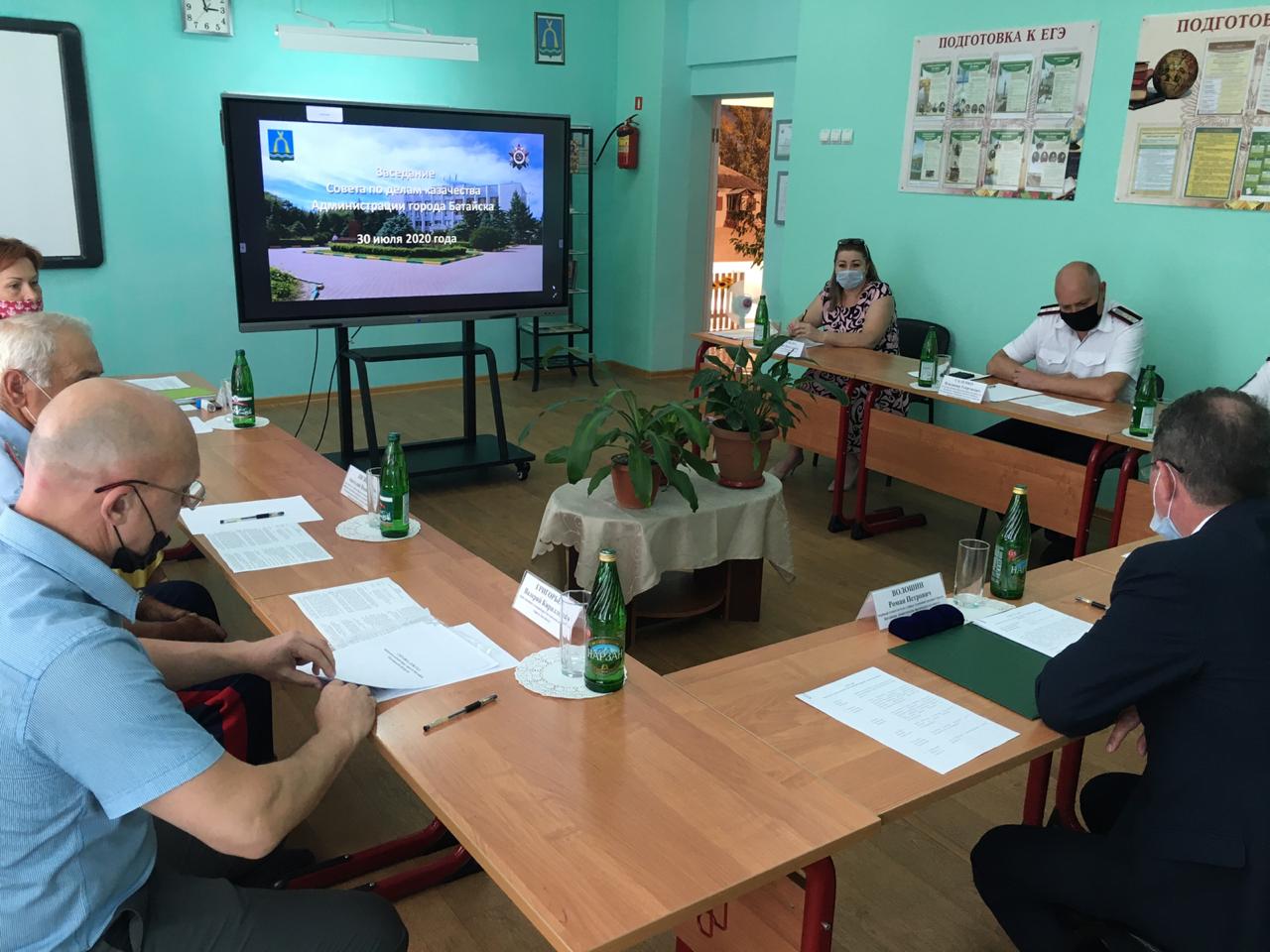 В Батайске состоялось заседание совета по делам казачества