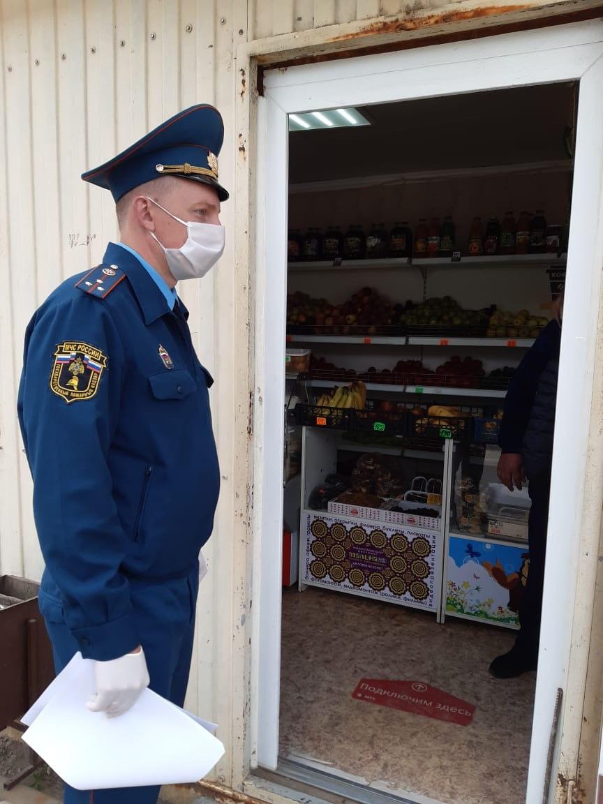 Жители Ростовской области обязаны носить маски на работе и при посещении общественных мест