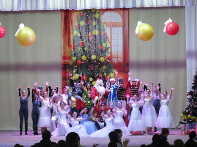 В Батайске пройдёт новогоднее представление для детворы из многодетных семей и детей с ограниченными возможностями