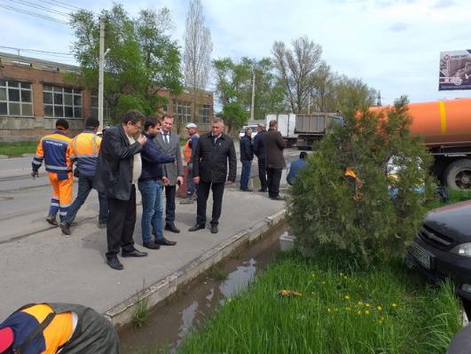 На улице Горького в Батайске проводятся работы по водопонижению 