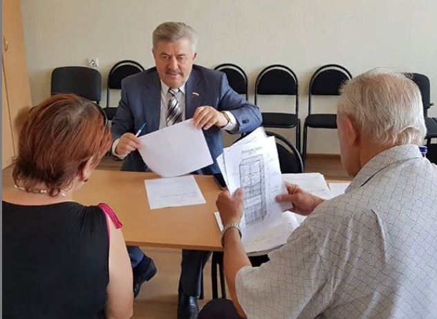Депутат Государственной Думы Виктор Водолаций проведёт приём граждан в Батайске