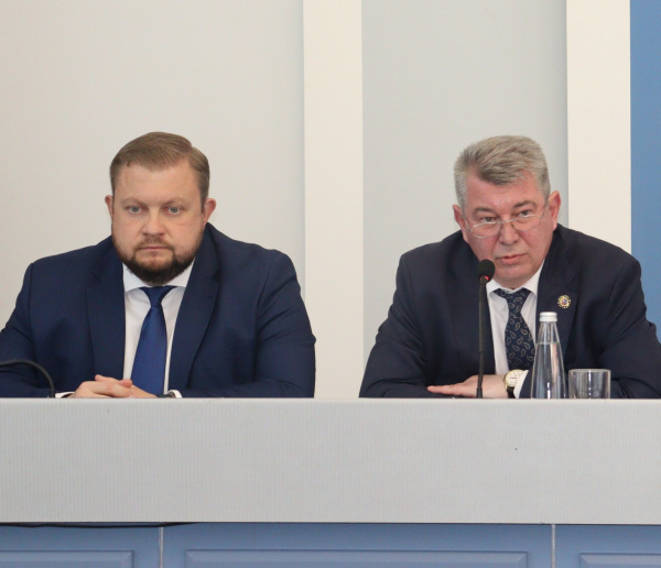 Батайская Дума приняла отставку Романа Волошина