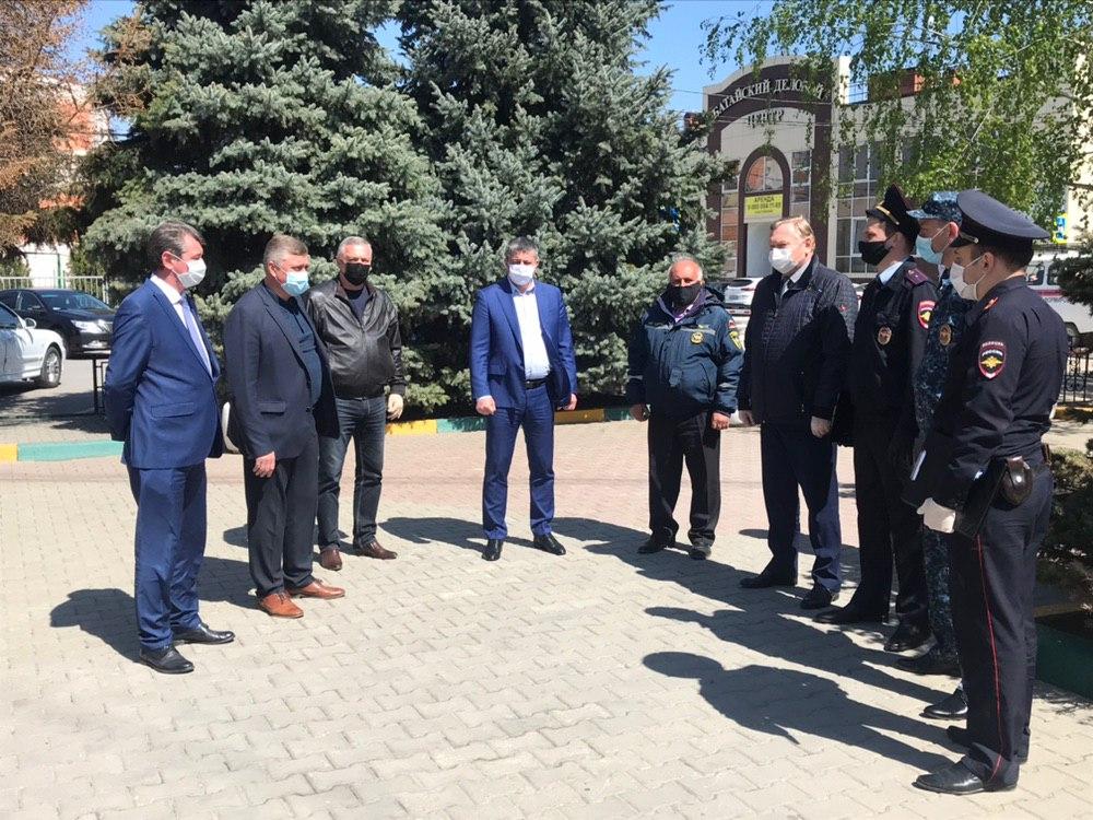 Сегодня, 24 апреля, глава Администрации Геннадий Павлятенко и его заместители приняли участие в объезде