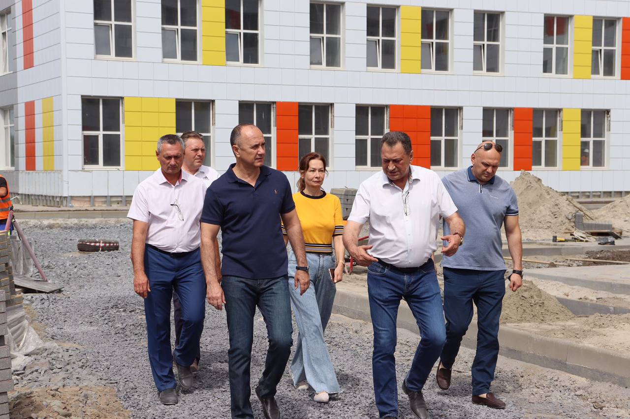 В рамках губернаторского контроля город Батайск посетил заместитель главы региона Игорь Сорокин