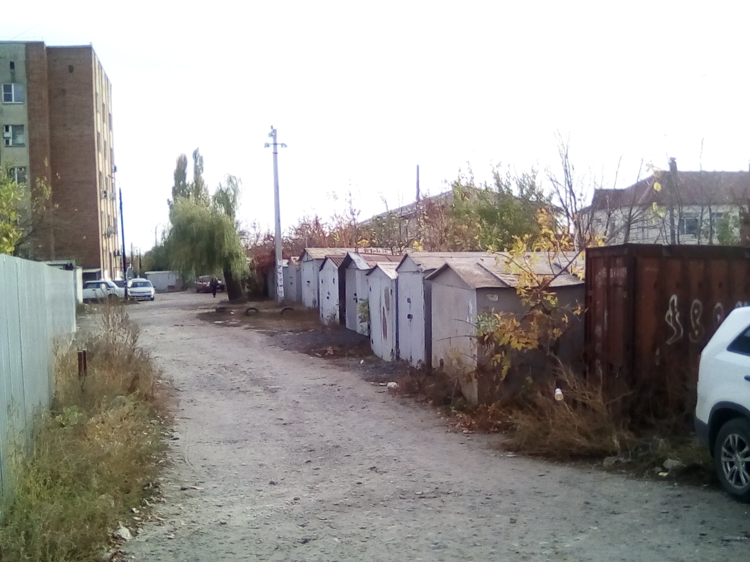 Незаконно установленные гаражи на Воровского могут пойти под снос