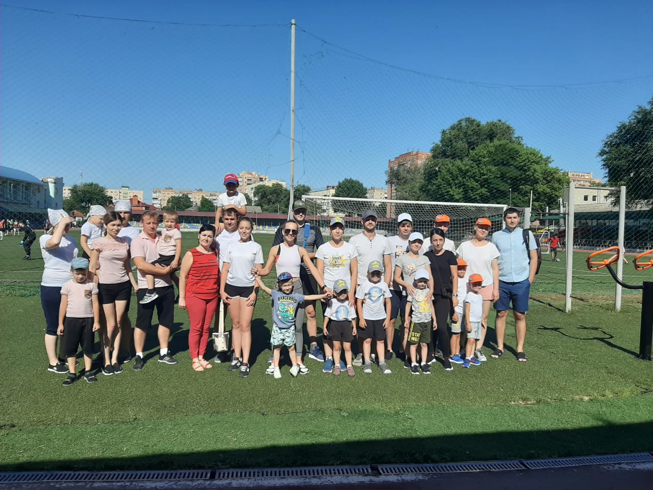 Дошкольники и их родители приняли участие в городском этапе Спартакиады Дона 2020 года