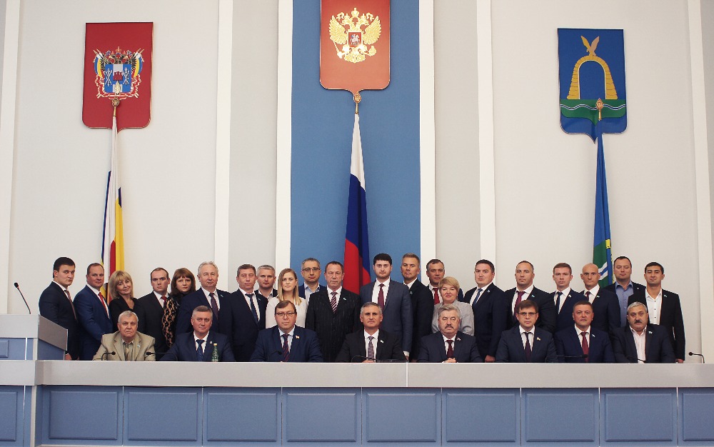 Глава Администрации Батайска поздравил депутатов городской Думы 7-го созыва с началом работы