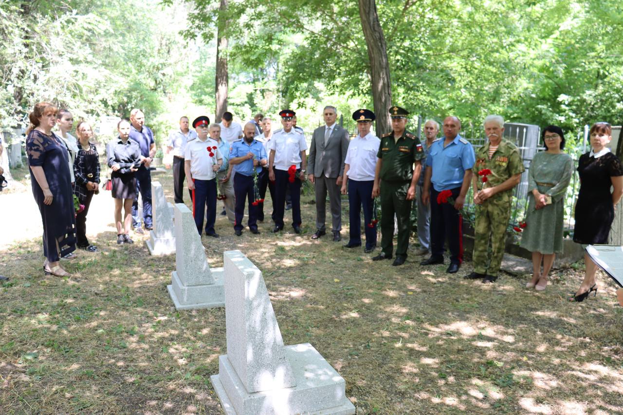 В Батайске восстановили еще 6 памятников военнослужащим Батайской авиашколы