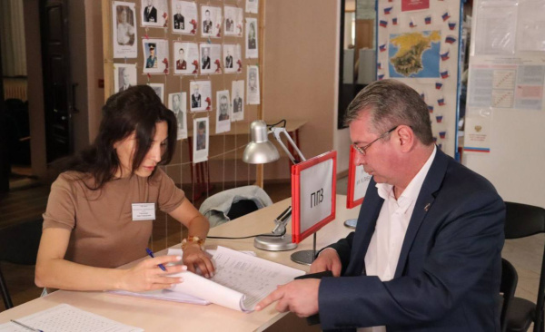 Роман Волошин проголосовал на выборах депутатов Заксобрания Ростовской области