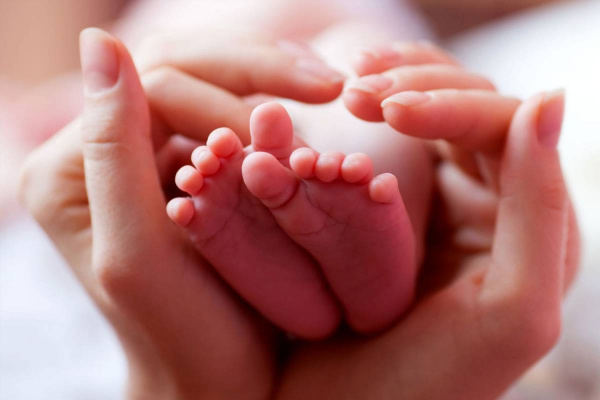 В первые дни нового 2021 года в родильном доме Батайска появилось на свет 5 малышей
