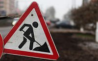 В Батайске перенесены сроки выполнения работ по разрытию дороги на улице Энгельса