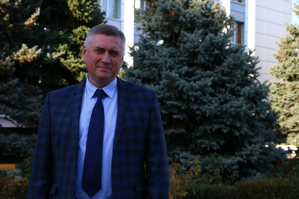Геннадий Павлятенко поздравил батайчан с Днем местного самоуправления