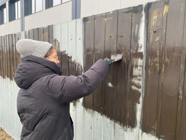 Батайские волонтеры провели очередной рейд по ликвидации надписей, содержащих рекламу запрещенных средств