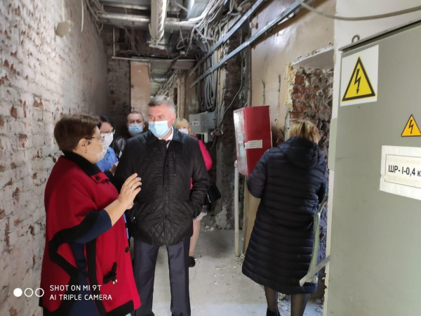 Глава Администрации города Батайска Геннадий Павлятенко посетил объекты капитального ремонта